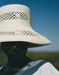 Sombrero bucket enrejado